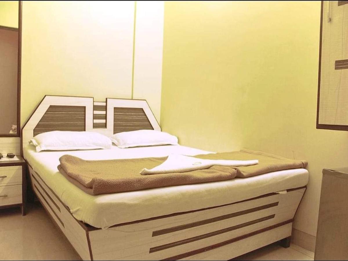 Hotel Broadway Colaba Βομβάη Εξωτερικό φωτογραφία