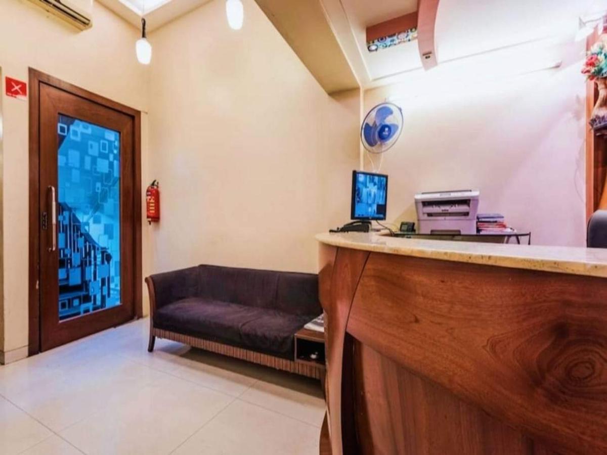 Hotel Broadway Colaba Βομβάη Εξωτερικό φωτογραφία