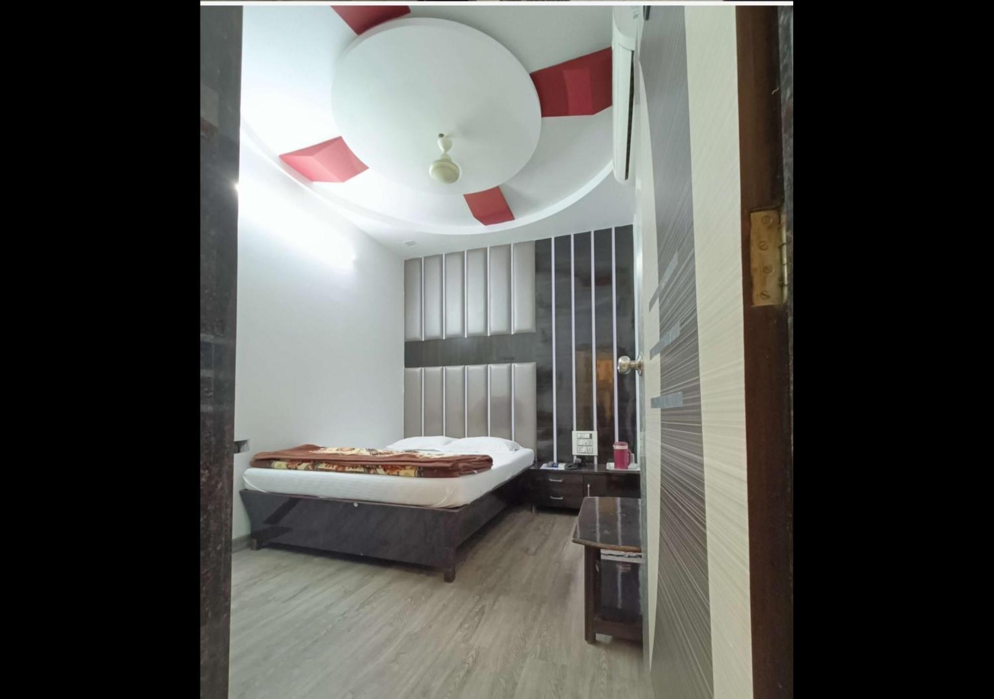 Hotel Broadway Colaba Βομβάη Εξωτερικό φωτογραφία