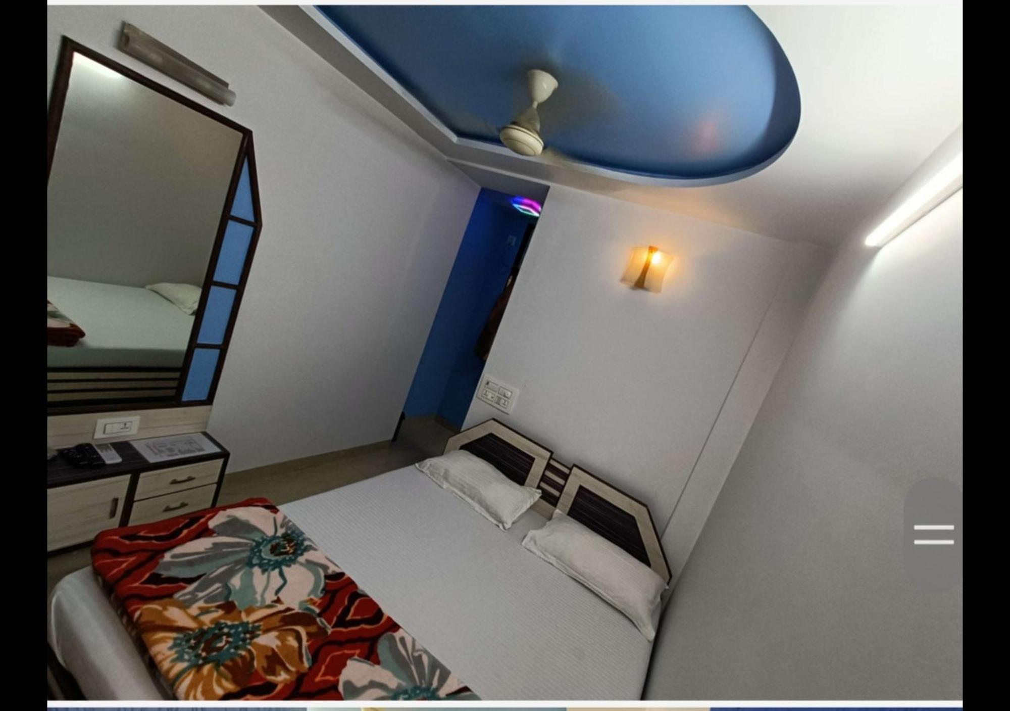 Hotel Broadway Colaba Βομβάη Εξωτερικό φωτογραφία