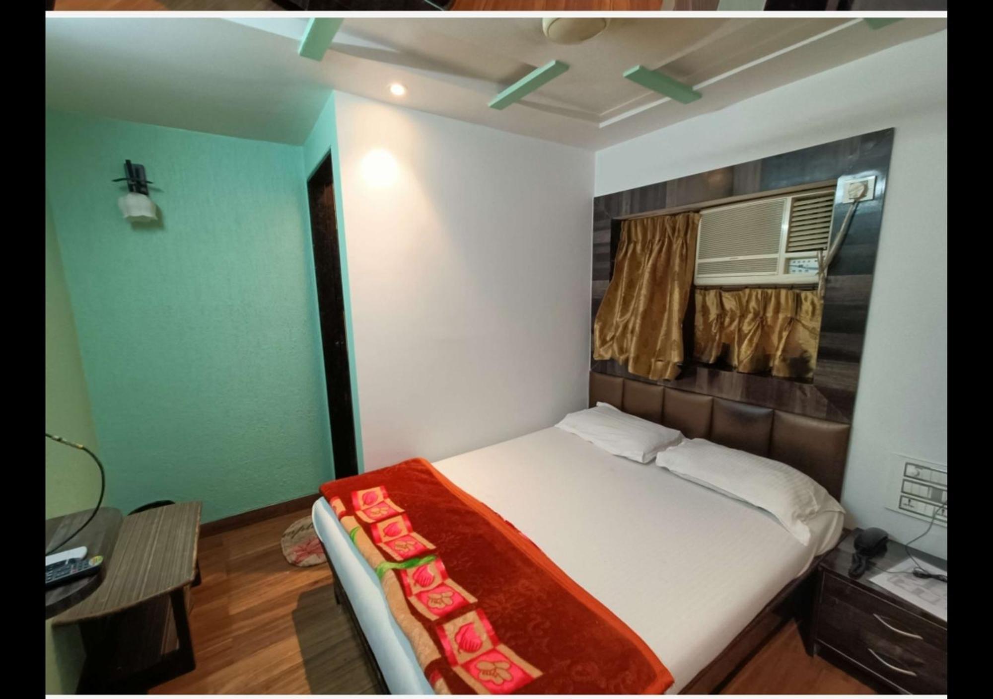Hotel Broadway Colaba Βομβάη Εξωτερικό φωτογραφία
