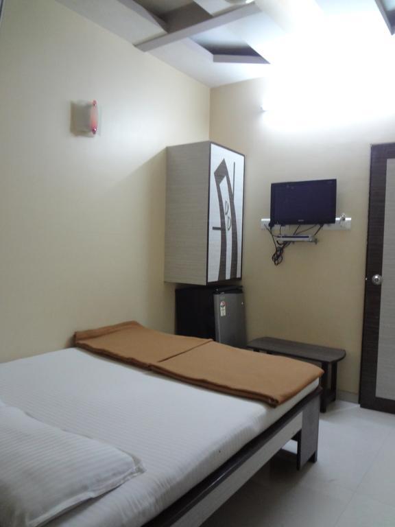 Hotel Broadway Colaba Βομβάη Εξωτερικό φωτογραφία