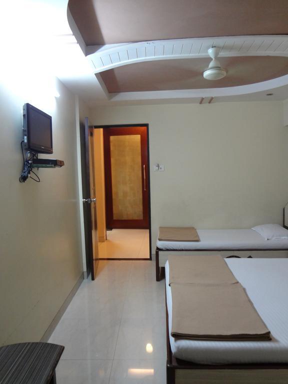 Hotel Broadway Colaba Βομβάη Εξωτερικό φωτογραφία